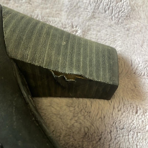 Clarks Indigo leather buckle booties - Picture 6 of 9